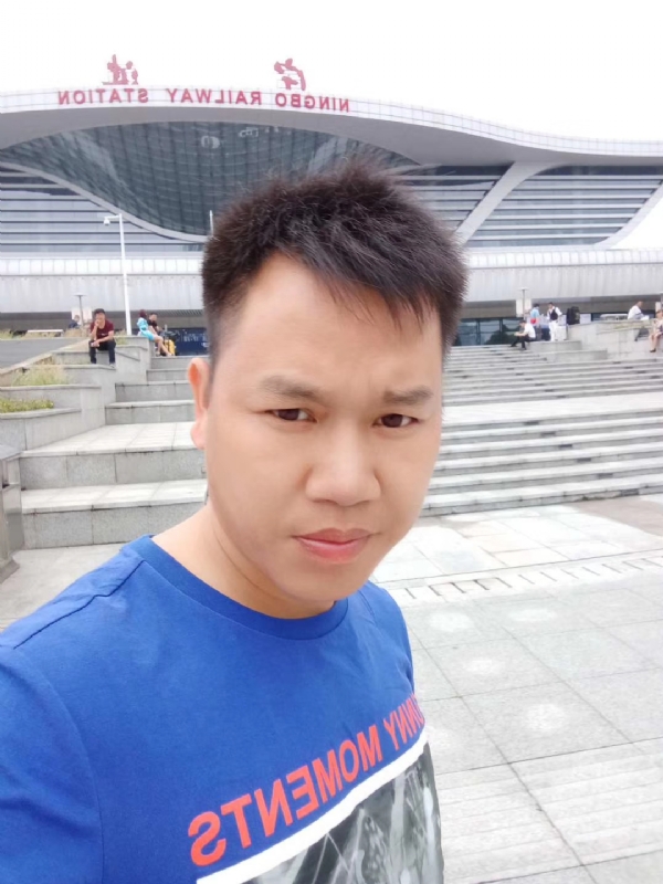 笑对人生的第一张照片--东莞王婆说媒